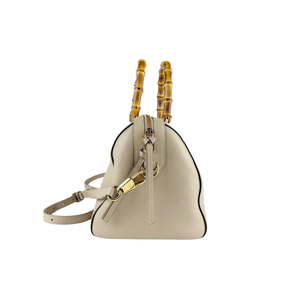 Gucci Shoulder Beige Handbag Bamboo Diana Leather Bag Tan